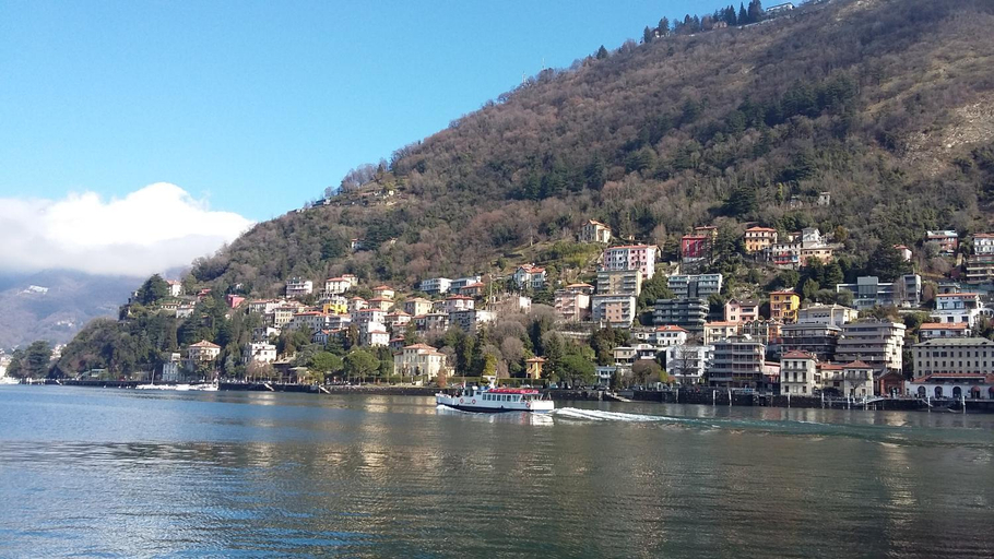 Others 5, Al Porticciolo di Sant'Agostino, Como