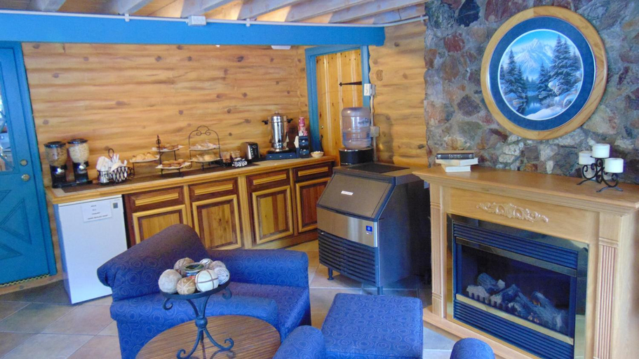 Public Area, Ouray Inn, Ouray