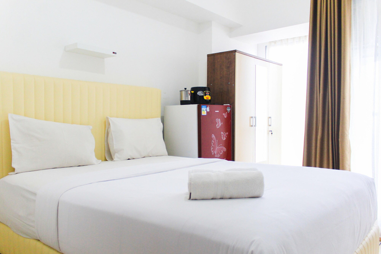 Bedroom 4, Comfortable And Classic Studio Apartment At M-Town Residence, Tangerang