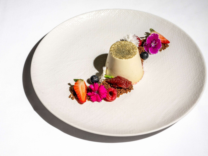 Food & Drinks 12