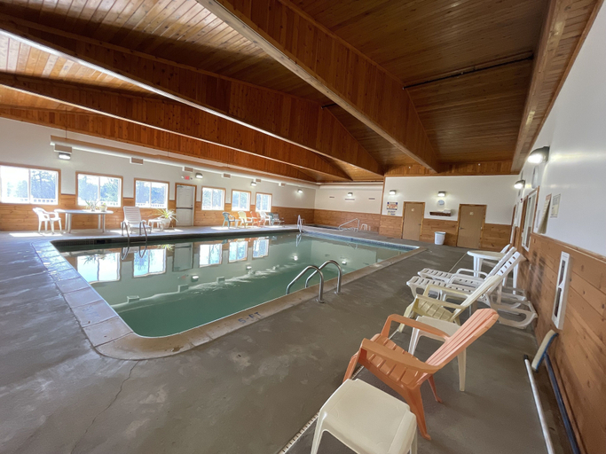 Sport & Beauty, AuSable Valley Inn, Oscoda