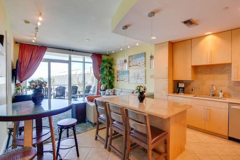 Others 3, South Padre Island Condo - Walk to the Beach!, Cameron