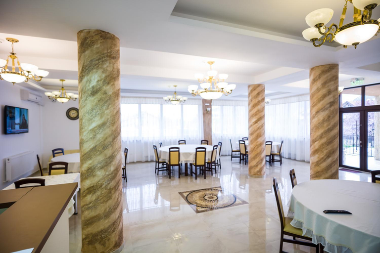 Food & Drinks 4, Hotel-Restaurant Ayan Piatra Neamt, Piatra-neamt