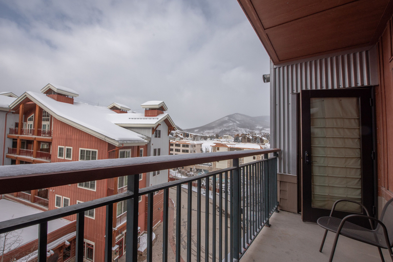 Property grounds 4, Comfortable 1 Bedroom Slopeside Condo - No Cleaning Fee! by RedAwning, Gunnison