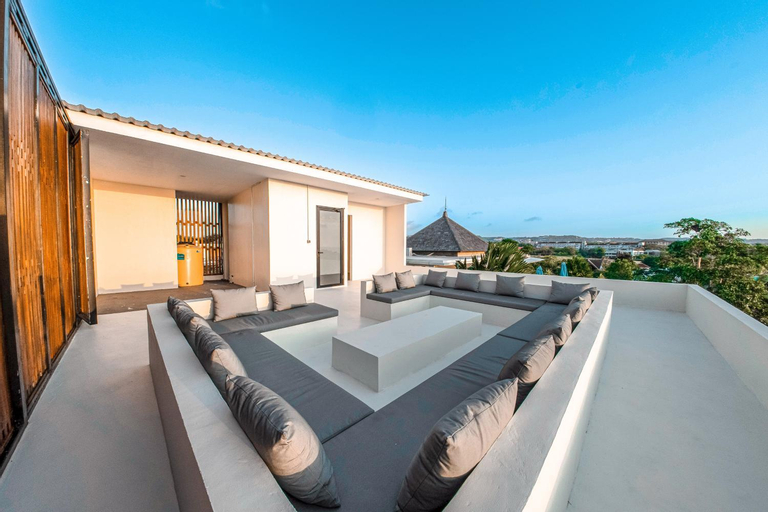 Balangan Beach Villa Freya ✦ 2BR, Badung