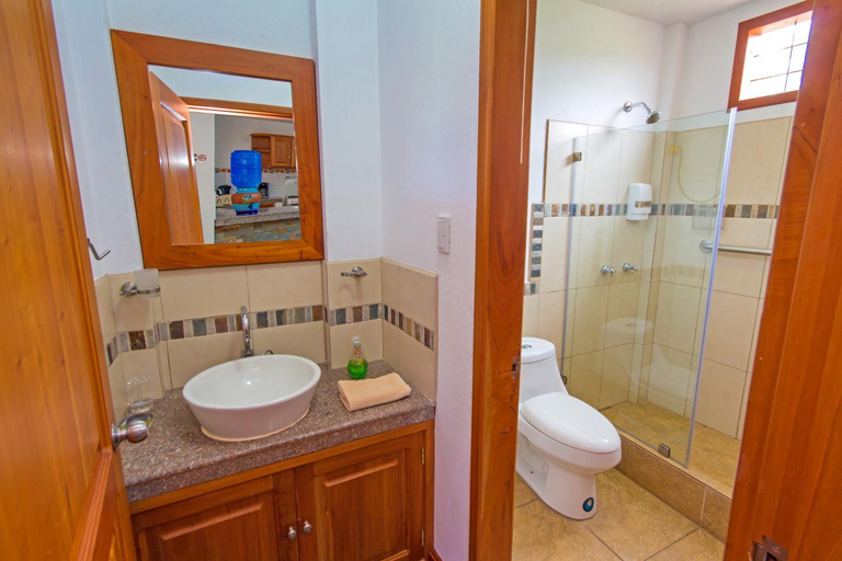 Bathroom 2, Galapagos Cottages, Santa Cruz