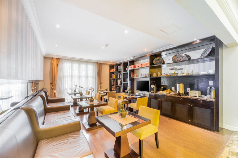 Food & Drinks 5, Grand Polanco Residencial, Mexico City