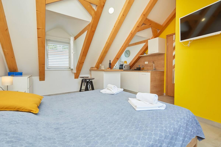 Others 5, Sun apartment with free parking, Dubrovnik