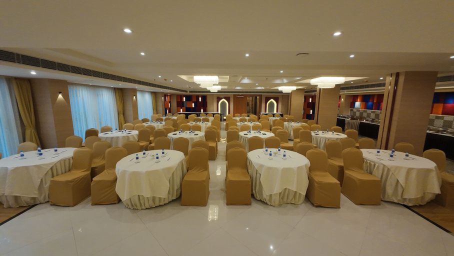Business Facilities 5, Hotel Sura Grand, Darjiling