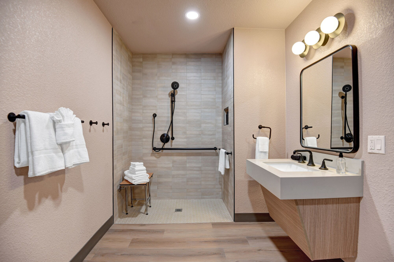 Bathroom 5, The Dunes Hotel, Riverside