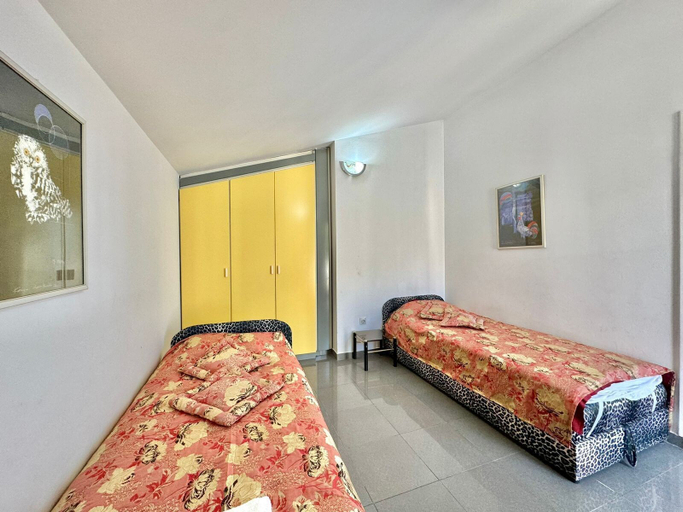 Bedroom 4, Sun Rose apartments Sveti Stefan