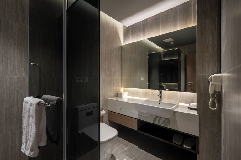 Bathroom, Luminous Resort & Spa by Areca, Phuket Island