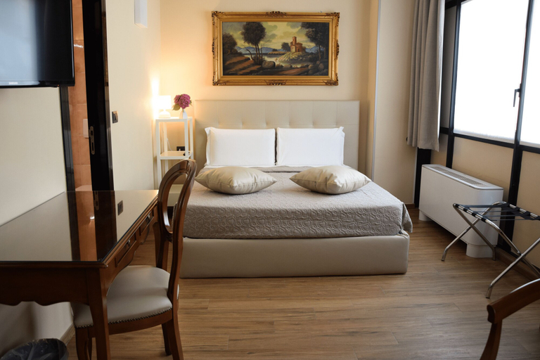 Bedroom 3, Hotel Valentino Du Parc, Torino