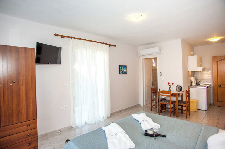 Bedroom 5, Captain Georgio Apartments, Ionian Islands