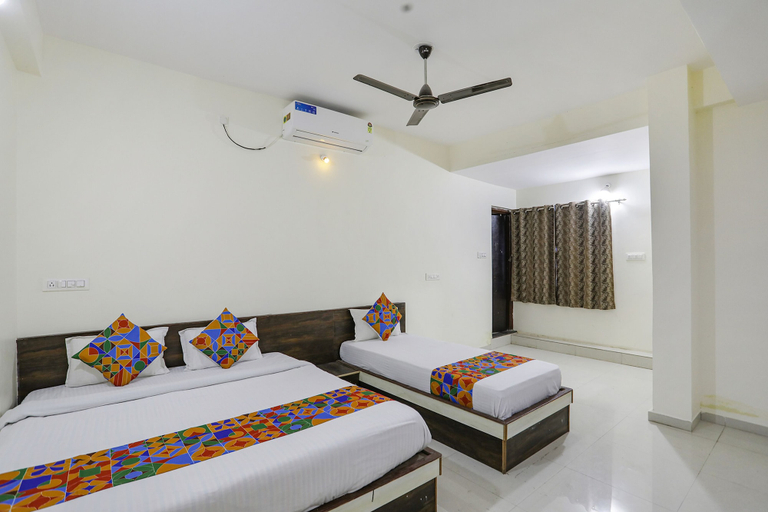 Bedroom 2, Fabexpress Park View, Nagpur