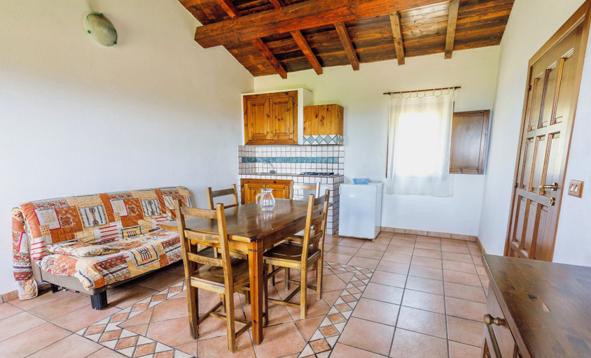 Others 5, Residence con piscina a Badesi, Olbia-Tempio