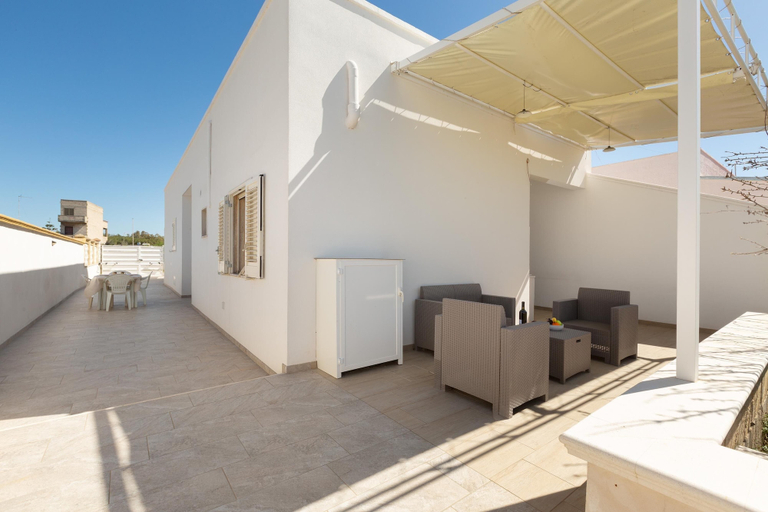 Terrace/patio 4, 3802 SdE - Appartamento Carlotta by Barbarhouse, Lecce