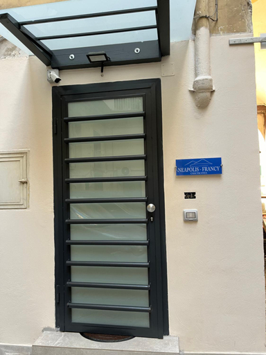 Others 4, Neapolis Francy marechiaro, Napoli