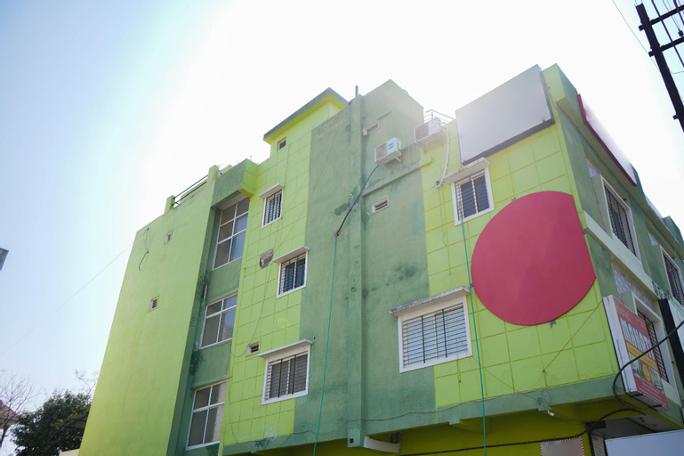 Hotel Mahati, Indore