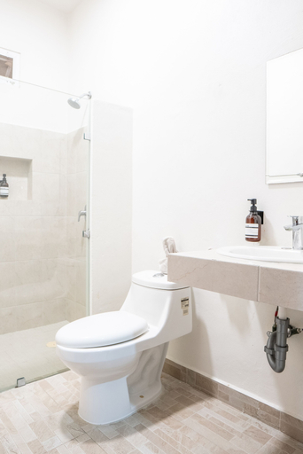 Bathroom 3, Hotel Makech, Othón P. Blanco