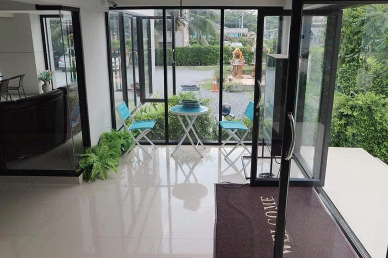 Others 5, Balance room, Khlong Luang