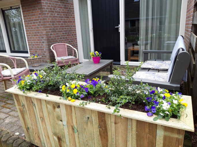 Others 5, An de Esch, Westerveld