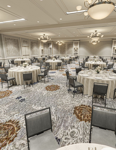 Food & Drinks 5, DoubleTree by Hilton Austin, Travis