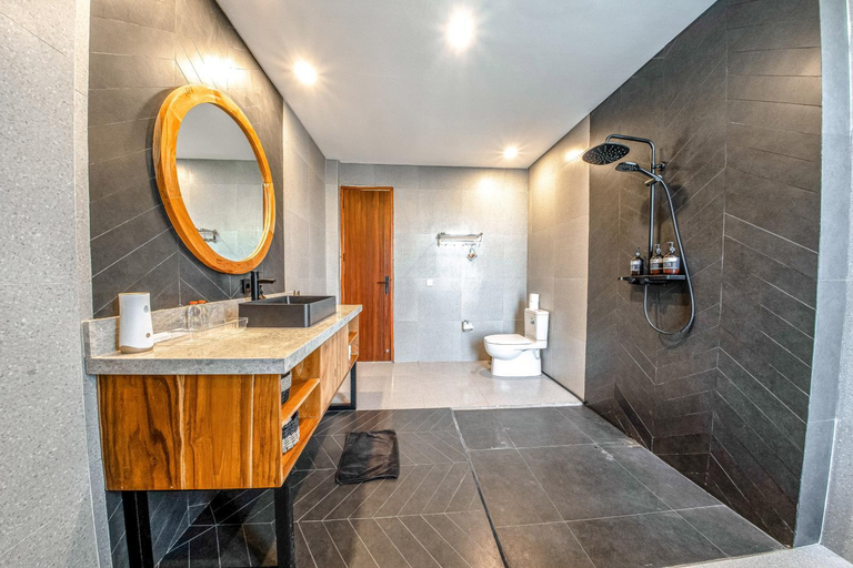 Bathroom 4, Balangan Beach Villa Freya Jimbaran, Badung