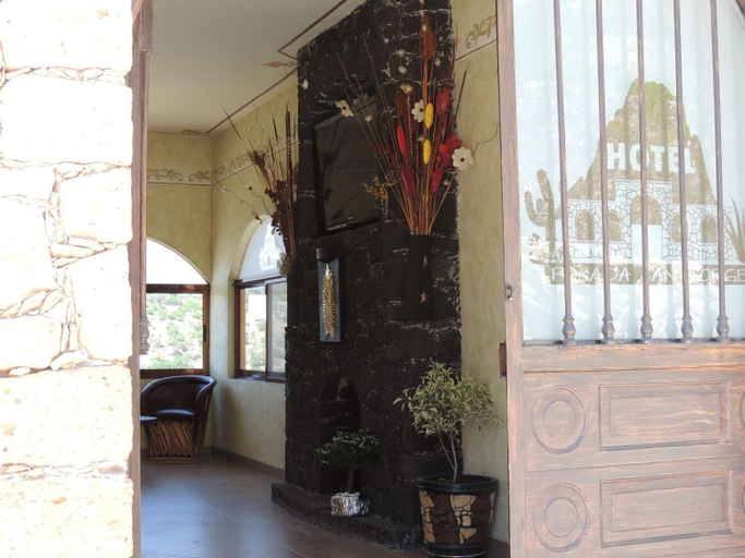Others 5, Hotel Posada San Jorge, Ezequiel Montes