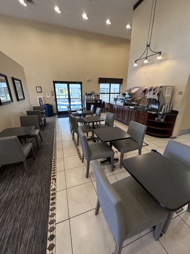 Food & Drinks 5, Wingate by Wyndham Waynesboro, Waynesboro