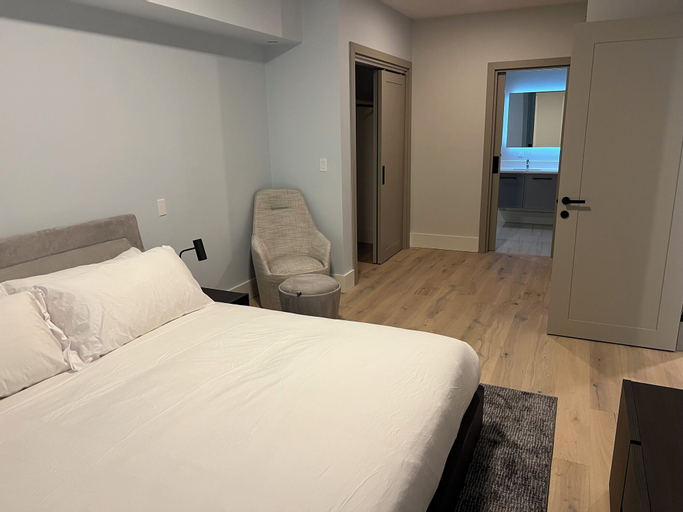 Bedroom 26