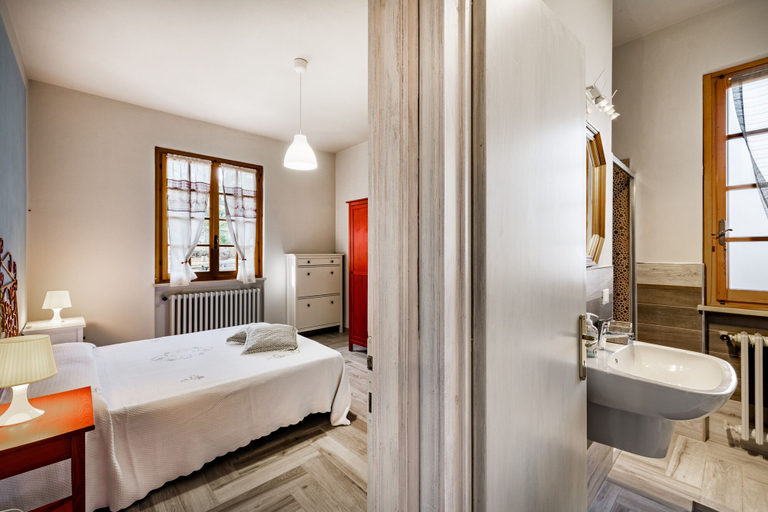 Room 4, Comfortable Home Vittoria8 Among Greenery, Pistoia