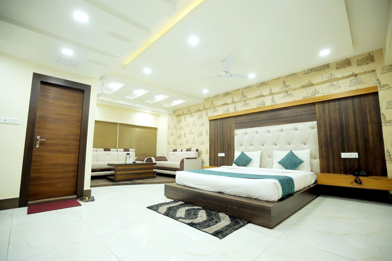 Bedroom 3, Hotel Jatashankar Palace, Chhatarpur