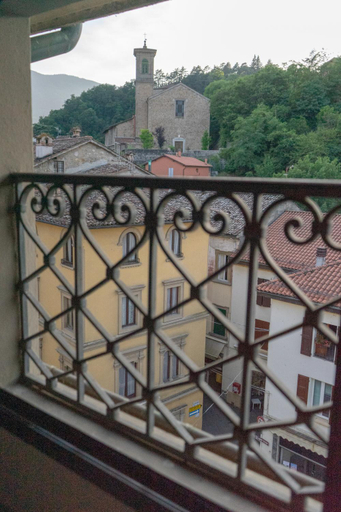 Others 4, Hotel Italia, Bologna