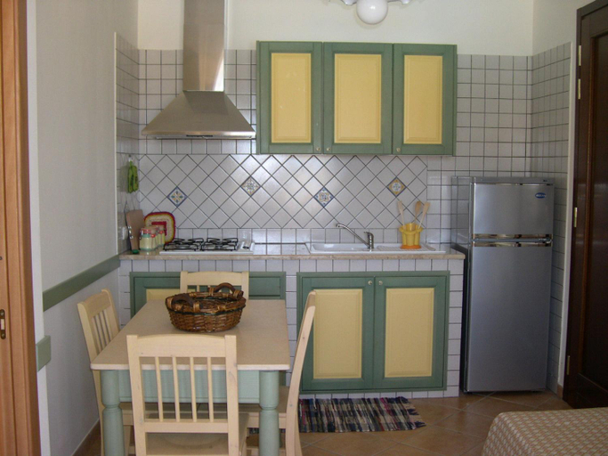 Others 4, Residence Punta Longa, Trapani