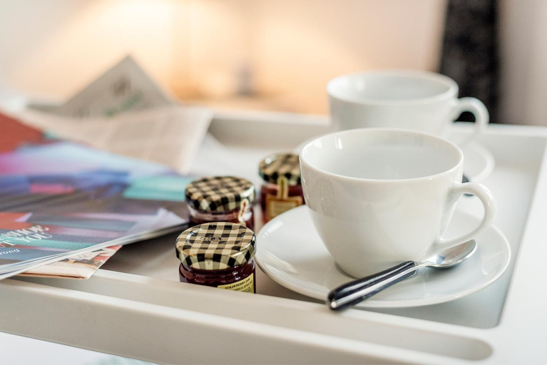 Food & Drinks 4, The Queensborough Apartments by Hyde Park, London