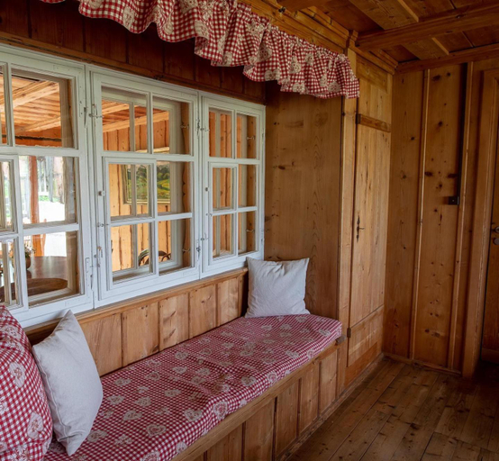 Bedroom 2, Ferienhotel Idyll Gais, Appenzell Ausserrhoden