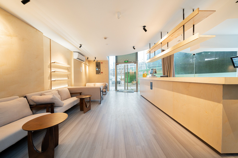 Others 4, Dunbar Inn Zhenbein Road, Shanghai