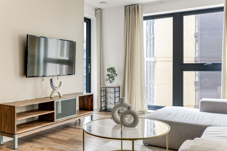 Others 5, The Wandsworth Luxury Apartment, London