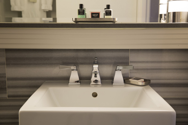 Bathroom 4, HOTEL DE ANZA by IHG, Santa Clara