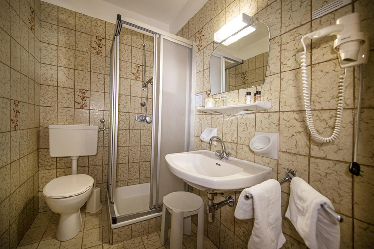 Others 5, Zilli Rooms, Bolzano