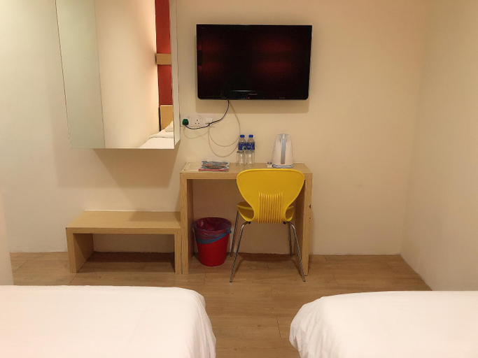 Bedroom 6