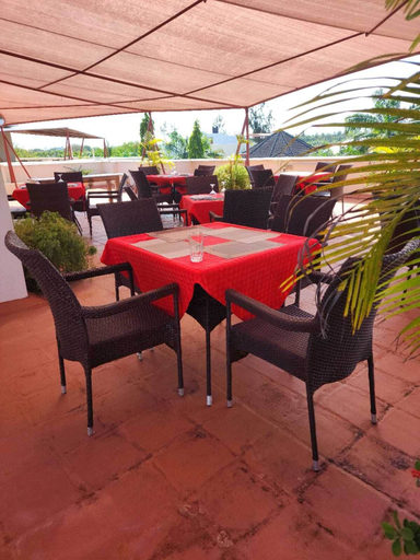 Food & Drinks 3, Lux Suites Diani Airstrip Villas, Msambweni