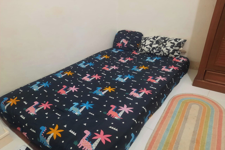 Bedroom 3, OYO Life 93160 Kost Jenny Karawang, Karawang