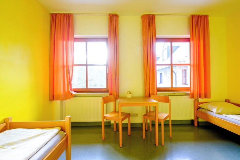 Bedroom 3, Jugendherberge Falkenberg, Tirschenreuth