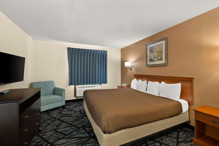 Bedroom 3, Americas Best Value Inn Celina, Mercer