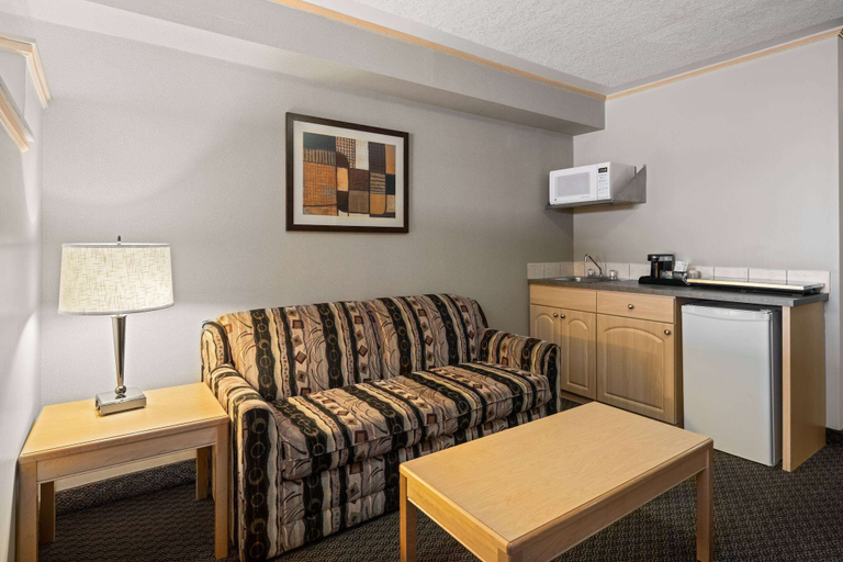 Others 5, Travelodge by Wyndham Fort McMurray, Division No. 16