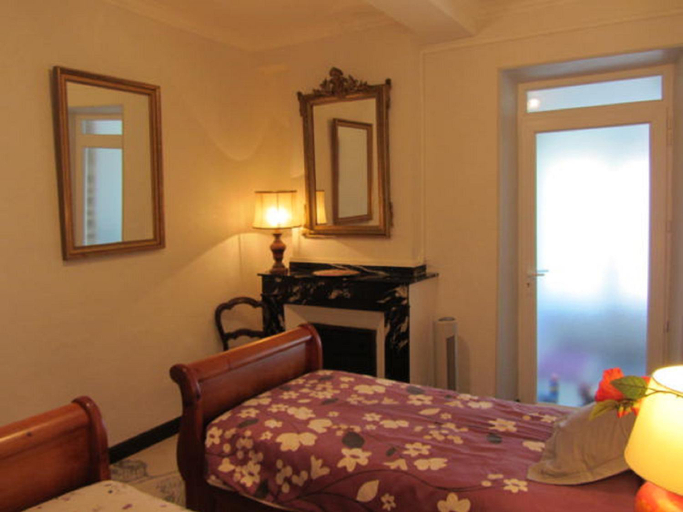 Bedroom 4, Aude Cité-City, Aude