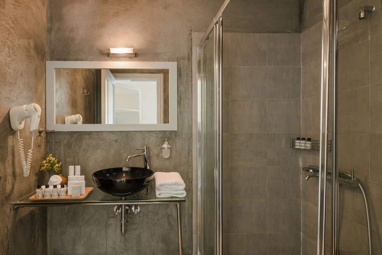 Bathroom 4, Hydra Hotel, Attica