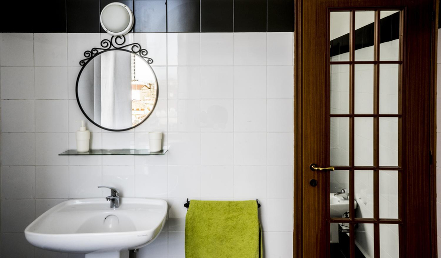 Bathroom 4, Taggarb B&B, Napoli